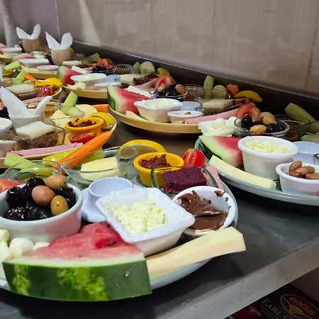 Hikmethan Otel 2*