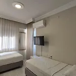 Hikmethan Hotel Kuşadası