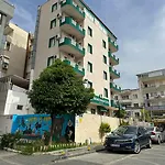 Hikmethan Kuşadası