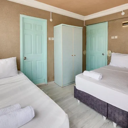 Hikmethan Hotell 2*