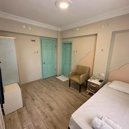 Hikmethan Hotell 2*