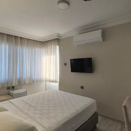 Hikmethan Kusadası
